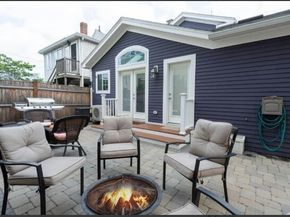 13 Oak St, Salem MA 01970