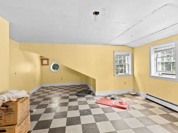 696 Summer St, Rockland MA 02370
