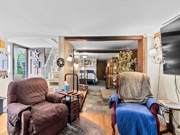 696 Summer St, Rockland MA 02370