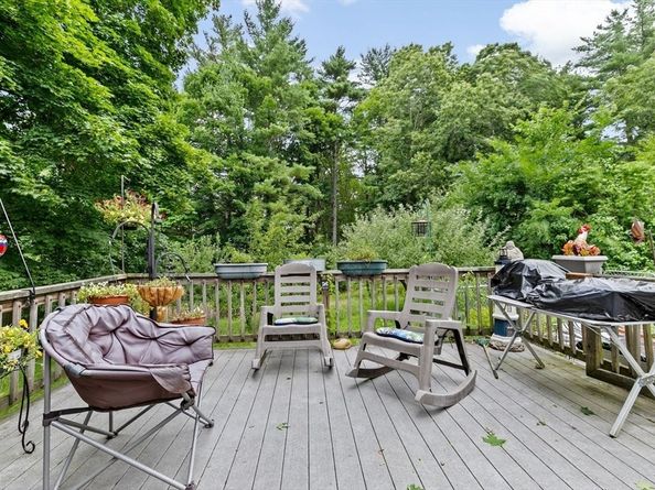 696 Summer St, Rockland MA 02370