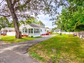 115 Ettrick St, Brockton MA 02301