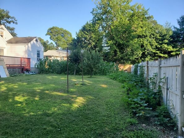 115 Ettrick St, Brockton MA 02301