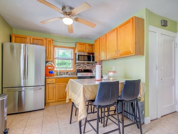 115 Ettrick St, Brockton MA 02301