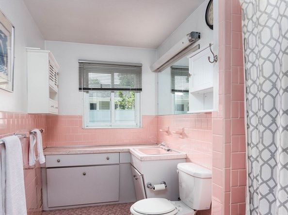 49 Barry Rd, Worcester MA 01609