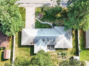 49 Barry Rd, Worcester MA 01609