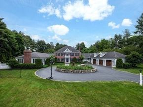568 Wellesley St, Weston MA 02493