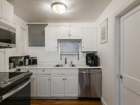 20 Claflin Rd A, Brookline MA 02445
