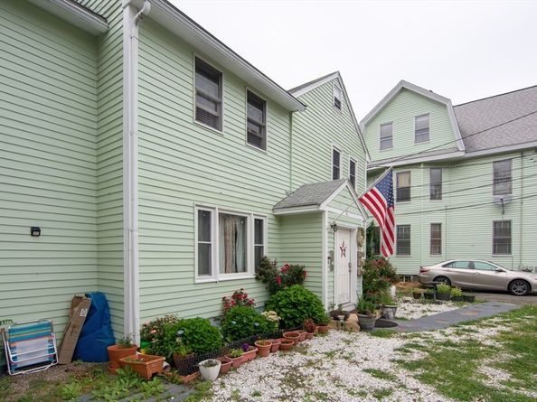 14 Holm Ct 2, Malden MA 02148