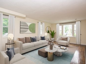 14 Holm Ct