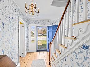 18 Pine Island Rd, Mattapoisett MA 02739