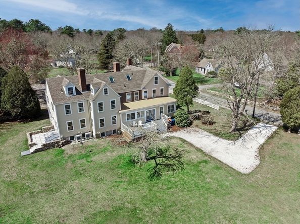 18 Pine Island Rd, Mattapoisett MA 02739
