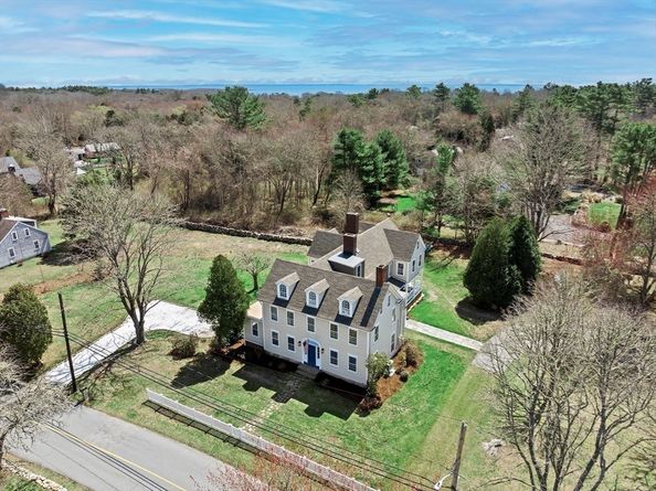 18 Pine Island Rd, Mattapoisett MA 02739