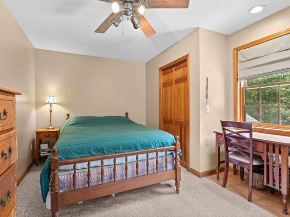 9 Stagecoach Rd, Princeton MA 01541