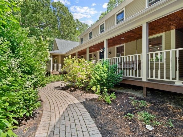 9 Stagecoach Rd, Princeton MA 01541