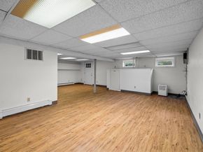 15 Woodridge Rd, Dover MA 02030