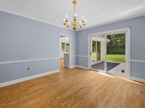 15 Woodridge Rd, Dover MA 02030