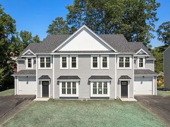 18 Danielles Way