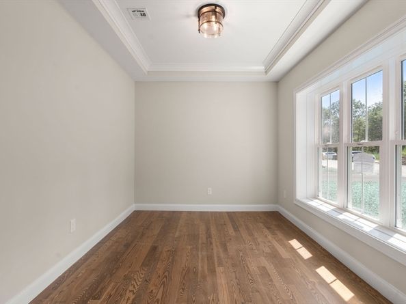 18 Danielles Way, Worcester MA 01606