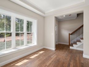 18 Danielles Way, Worcester MA 01606