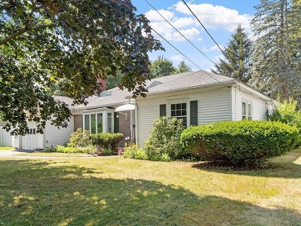 9 Chase St, Newburyport MA 01950