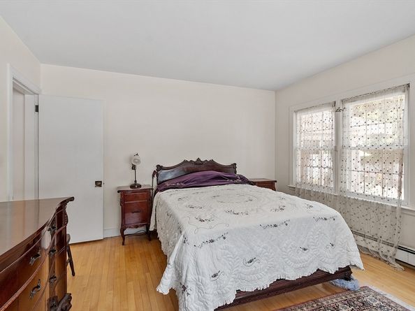 9 Chase St, Newburyport MA 01950