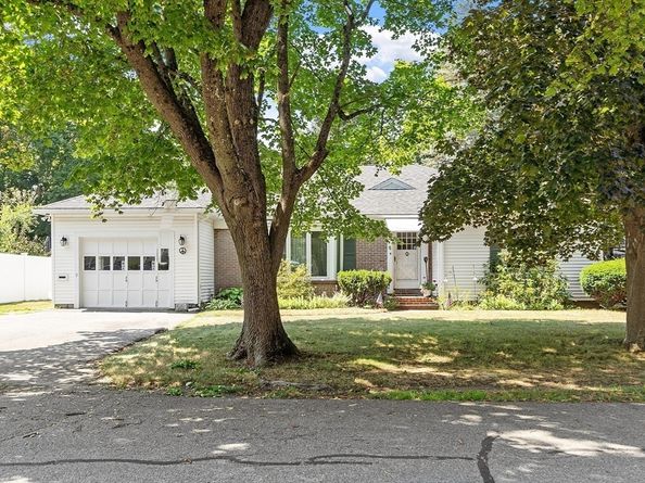 9 Chase St, Newburyport MA 01950