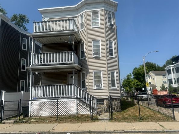 29 Torrey St, Boston MA 02124