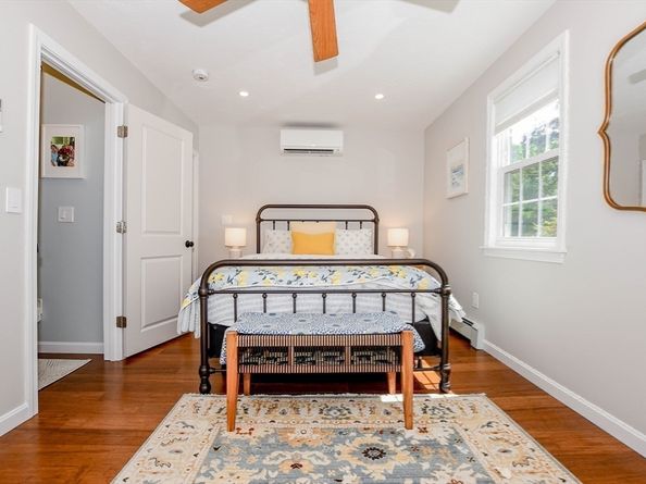 82 Dexter Road, Marion MA 02738