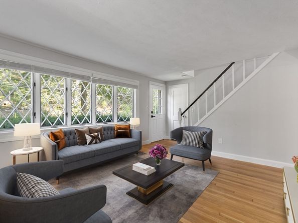 84 Central St, Acton MA 01720