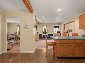 20 Hemlock Rd, Tewksbury MA 01876