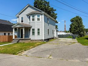 85 Prescott St, Lancaster MA 01523
