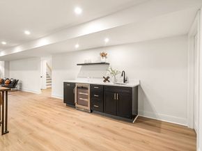 2 Stephanie Street, Burlington MA 01803