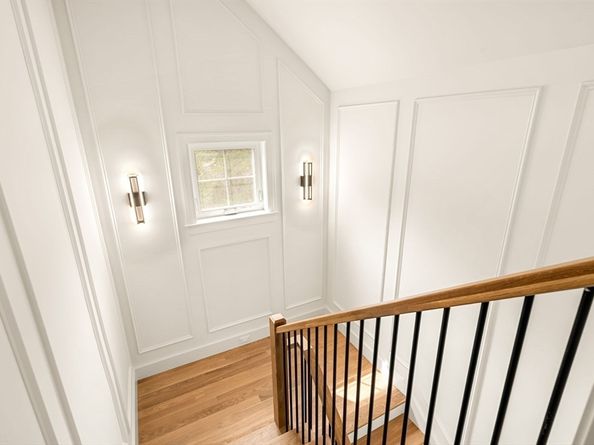 2 Stephanie Street, Burlington MA 01803