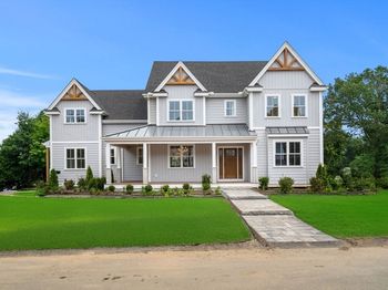 2 Stephanie Street