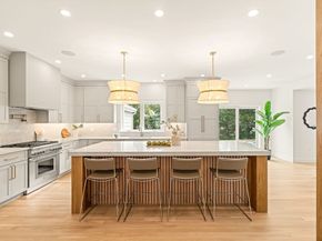 2 Stephanie Street, Burlington MA 01803