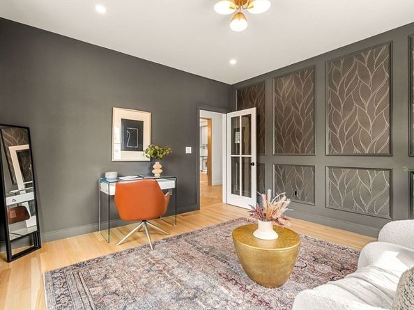 2 Stephanie Street, Burlington MA 01803