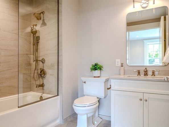 87 Elm Street 322, Cohasset MA 02025
