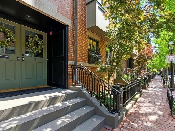 2 Cumston Street 2, Boston MA 02118