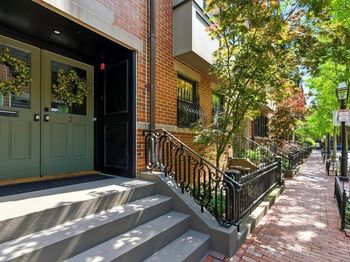 2 Cumston Street