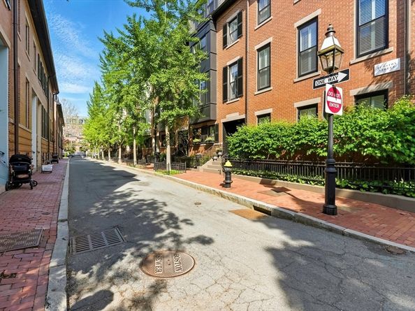 2 Cumston Street 2, Boston MA 02118