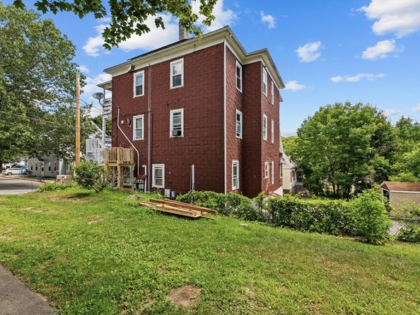 51-53 Wachusett St, Fitchburg MA 01420