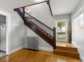 2 Grout Ct, Worcester MA 01610