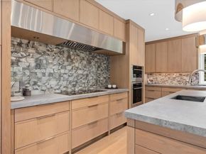 2 Black Rock Dr, Hingham MA 02043