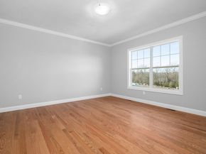 39 Crestwood Circle 42, Northbridge MA 01588