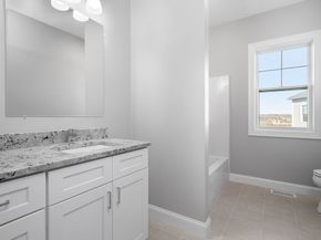 39 Crestwood Circle 42, Northbridge MA 01588