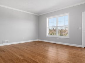 39 Crestwood Circle 42, Northbridge MA 01588