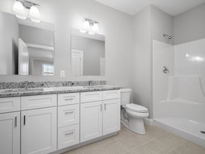 39 Crestwood Circle 42, Northbridge MA 01588