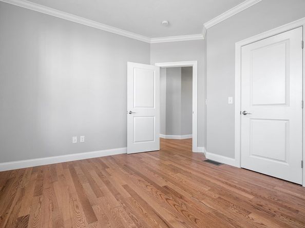 39 Crestwood Circle 42, Northbridge MA 01588