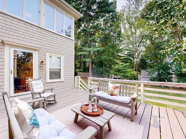 161 Sassamon Ave, Milton MA 02186