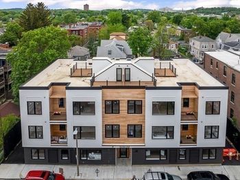 27 Dixwell St